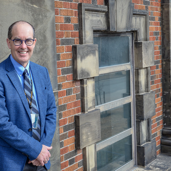 Dr. David Anderson